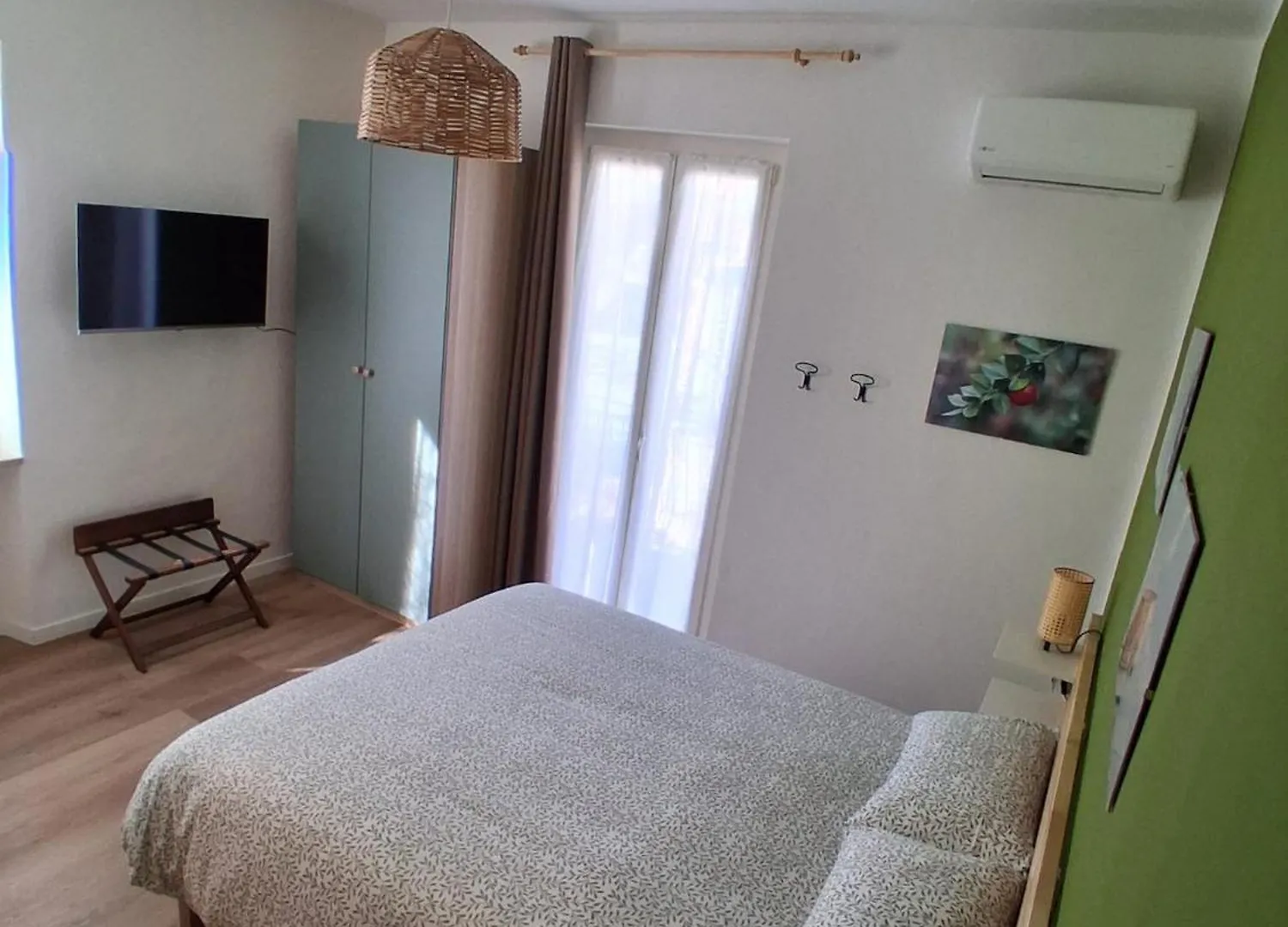 Guest house Che Sara Mai Hotel Santa Maria Degli Angeli  Italy